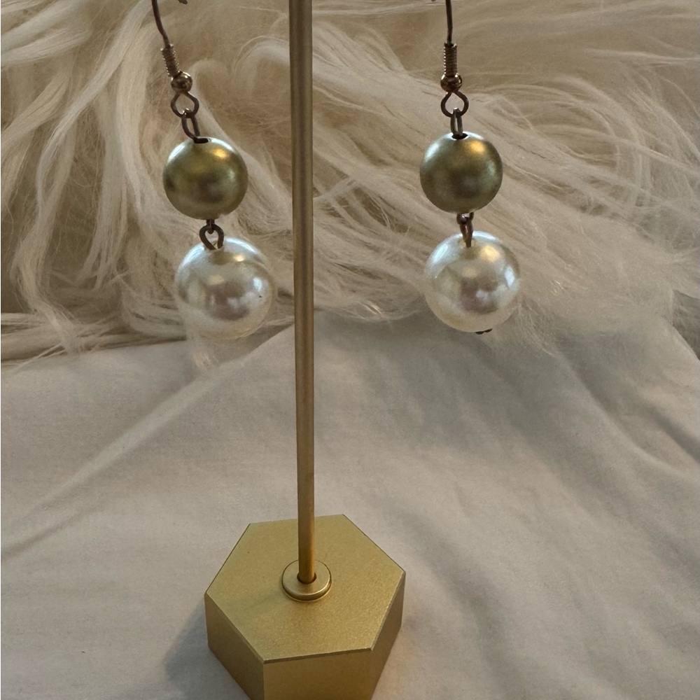 Elegant Pearl Drop Earrings
